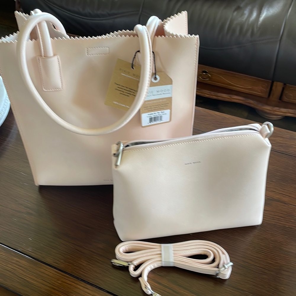 A new pixie mode bag set